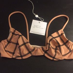 Brand new Acacia Manhattan Topless/storm stitching